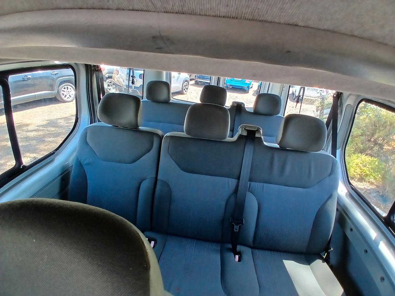 Opel Vivaro 29 2.5 CDTI PL-TN Combi Semivetrato