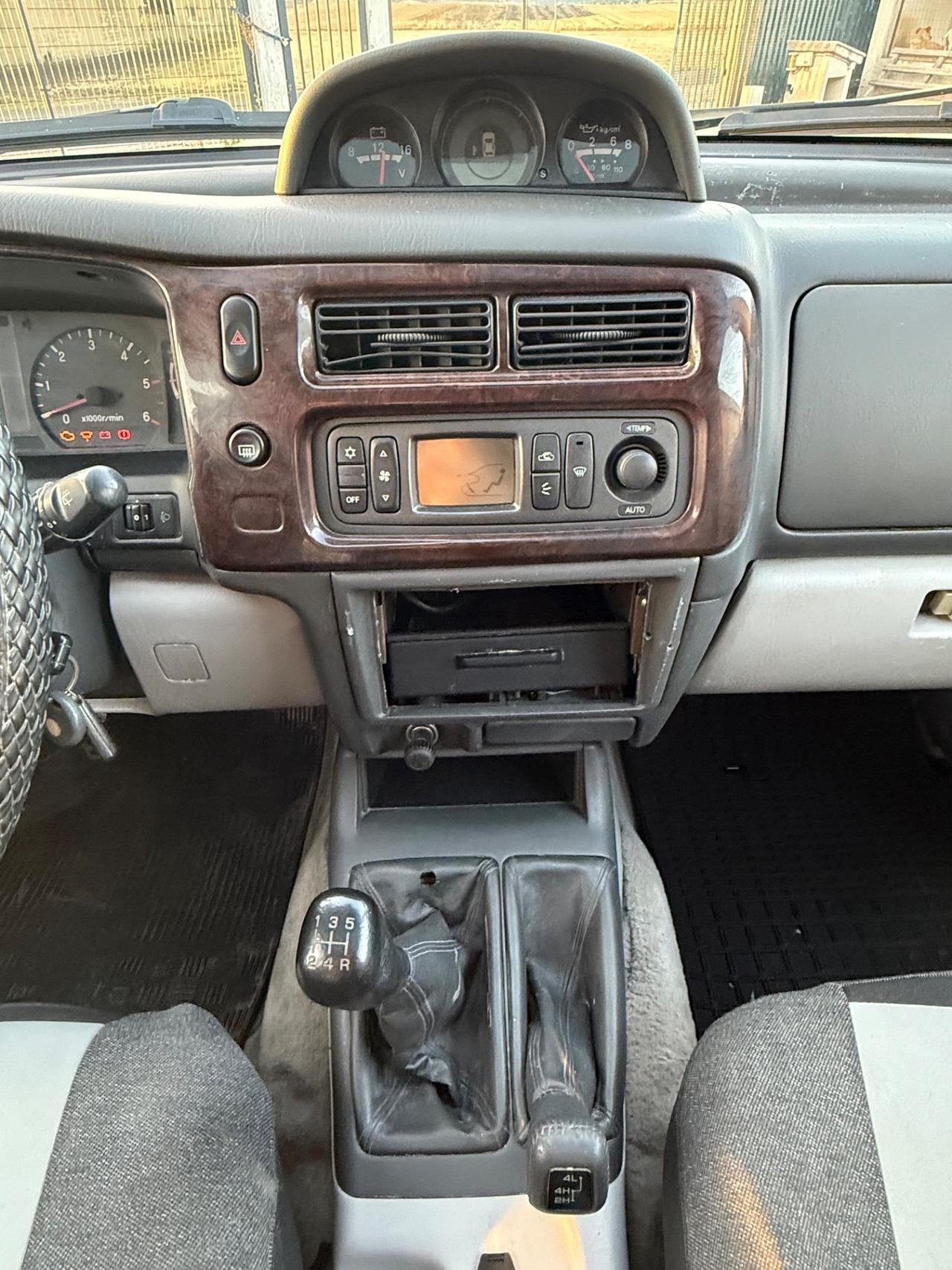 Mitsubishi Pajero Sport 2.5 TDI cat GLS Target Autocarro