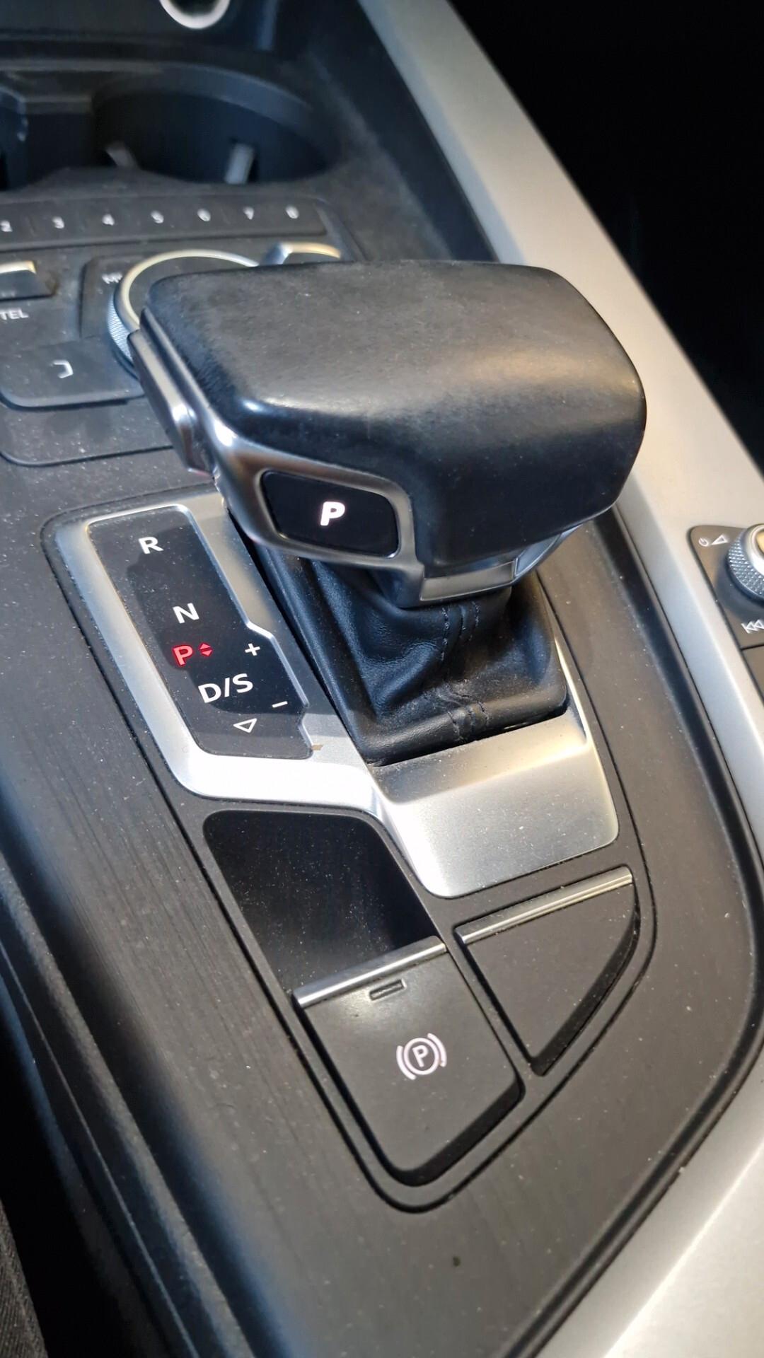 Audi A4 Avant 2.0 TDI clean diesel Business
