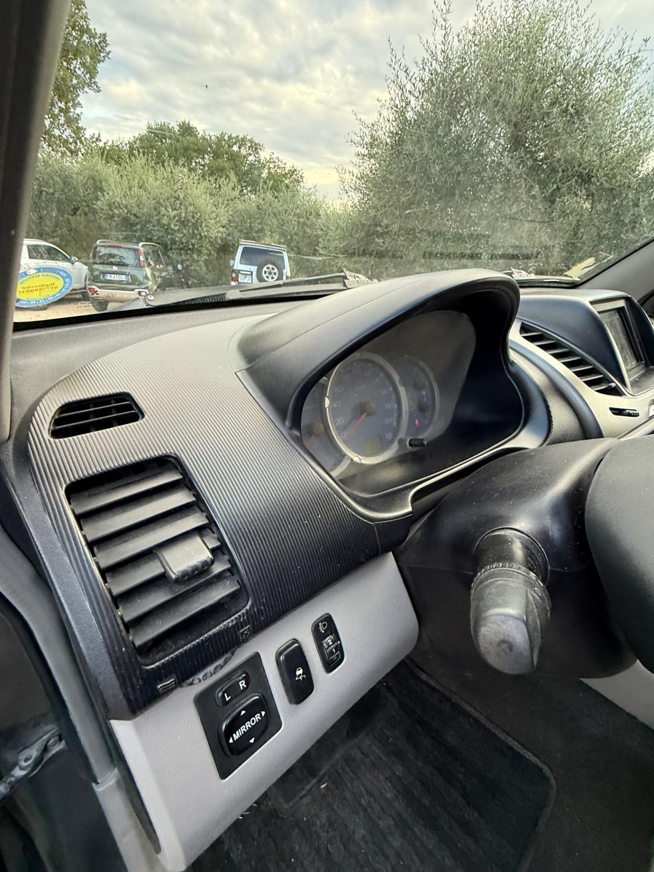 Mitsubishi L200 2.5 DI-D/136CV Single Cab Inform