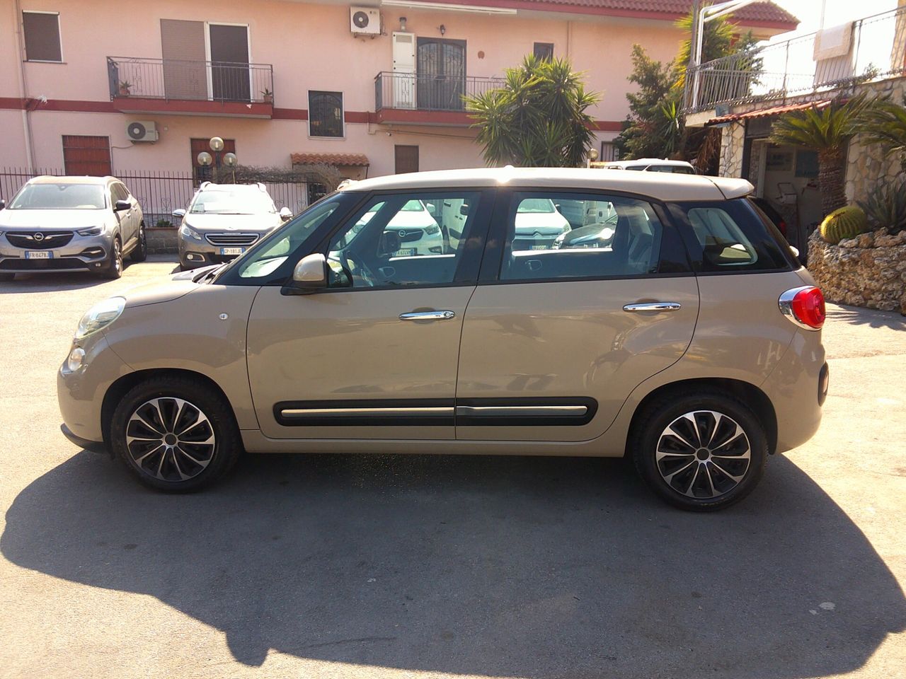 Fiat 500L 2016 photo 4