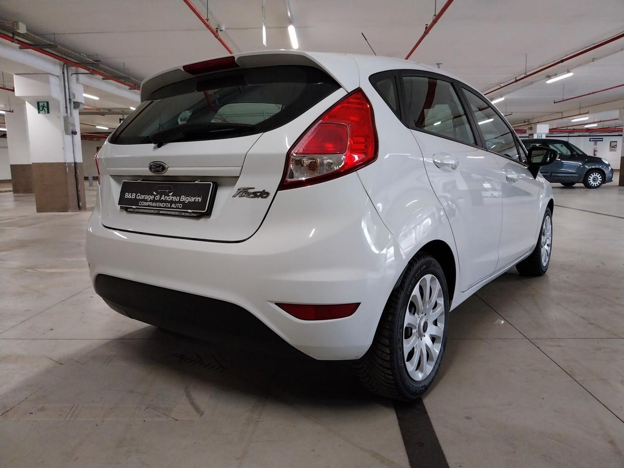 Ford Fiesta 1.5 TDCi 75CV 5 porte Titanium - ok neopatentati