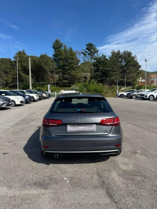 AUDI A3 1.6 TDI S tronic Sport