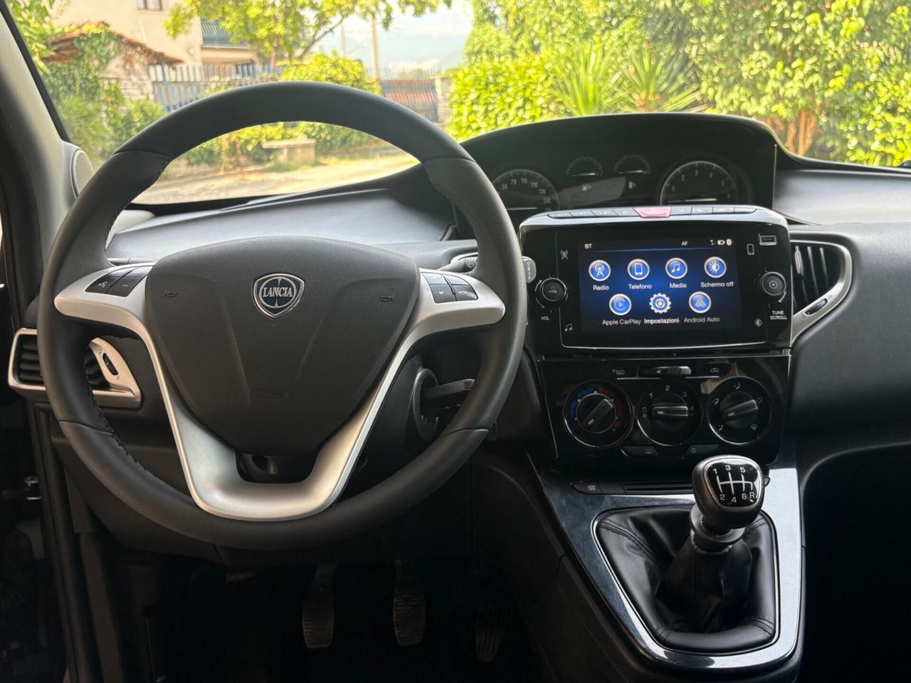 Lancia Ypsilon 1.0 FireFly 5 porte S&S Hybrid Ecochic UnYca