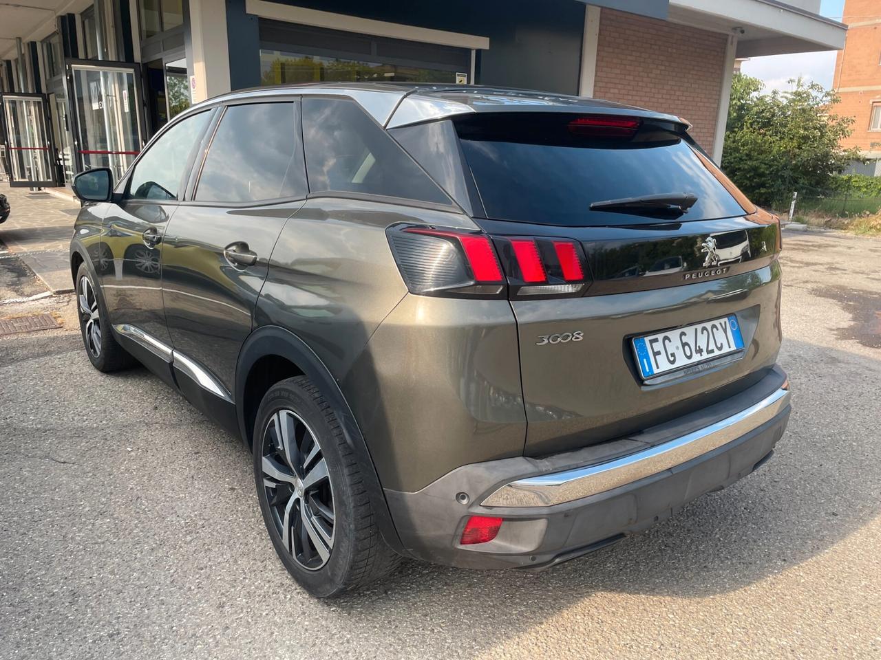Peugeot 3008 BlueHDi 120 EAT6 S&S Allure DISTRIBUZIONE NUOVA