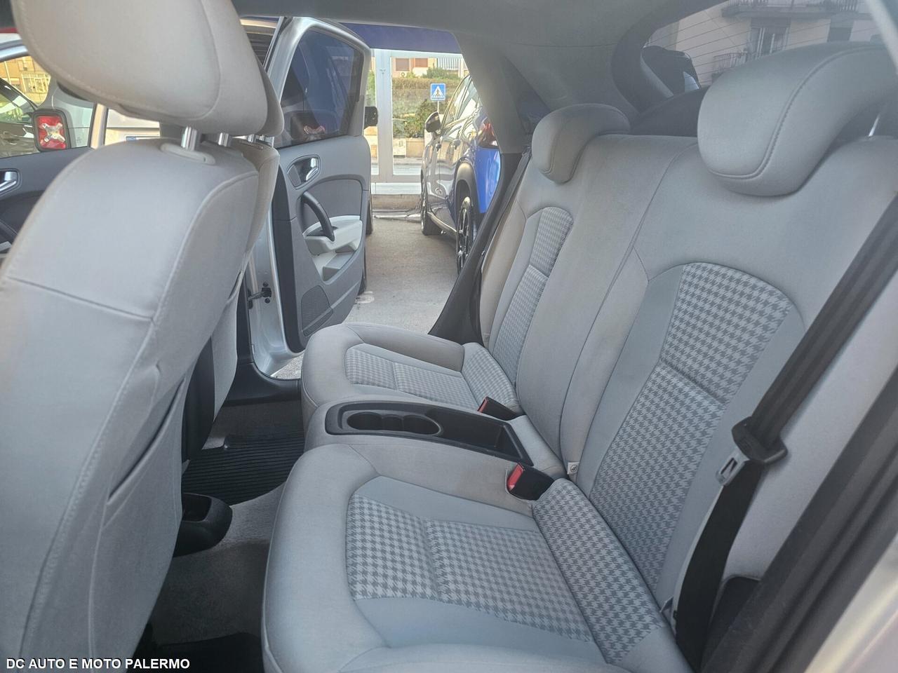 Audi A1 1.6 TDI S tronic 90CV..Da Vetrina..2013
