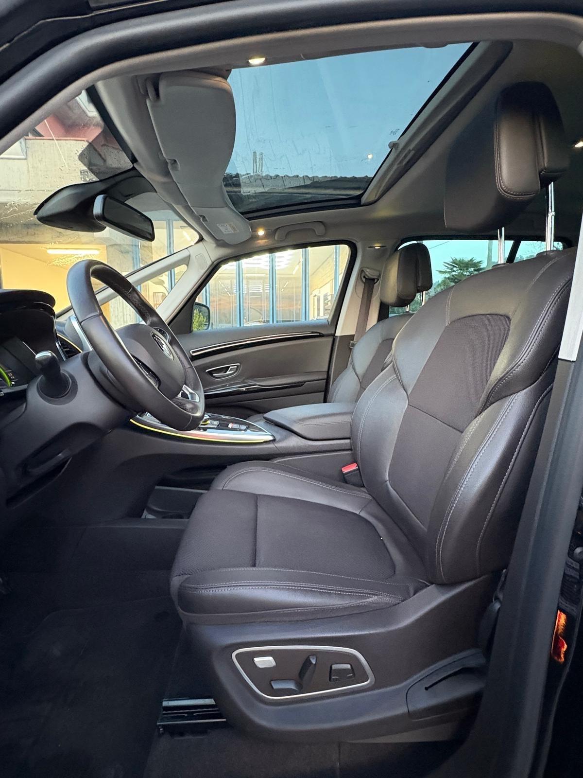 Renault Espace dCi 160CV EDC Energy Intens