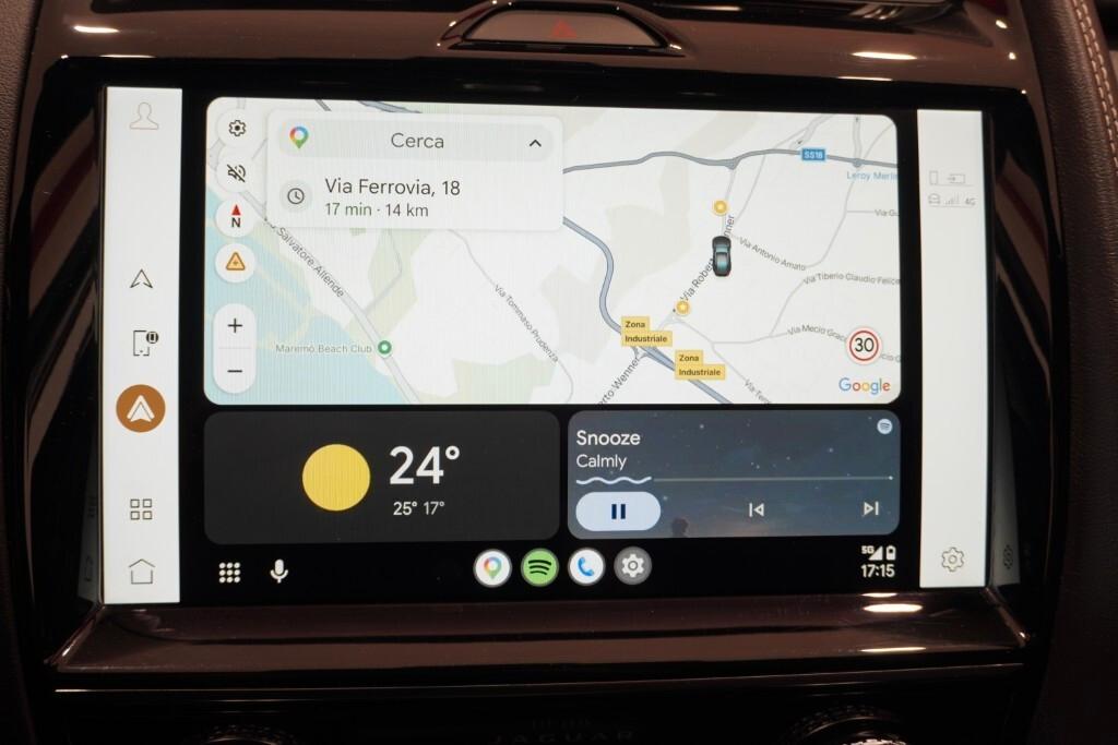 JAGUAR E-PACE 2.0D I4 163CV AUTO AWD SE ( FARI LED - PELLE - ADAPTIVE CRUISE - NAVI - MIRROR - PDC - TELECAMERA POST. - CERCHI 19 )