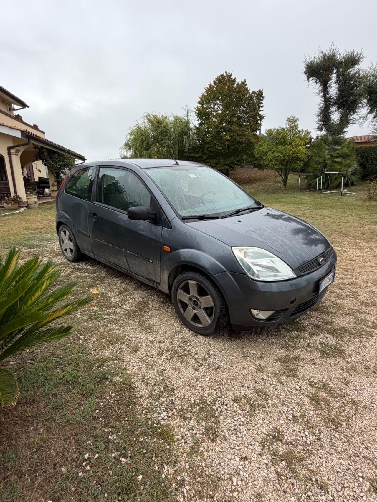 Ford Fiesta 1.2 16V 3p. Ambiente