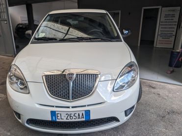 Lancia Ypsilon 1.4 Unyca Ecochic GPL