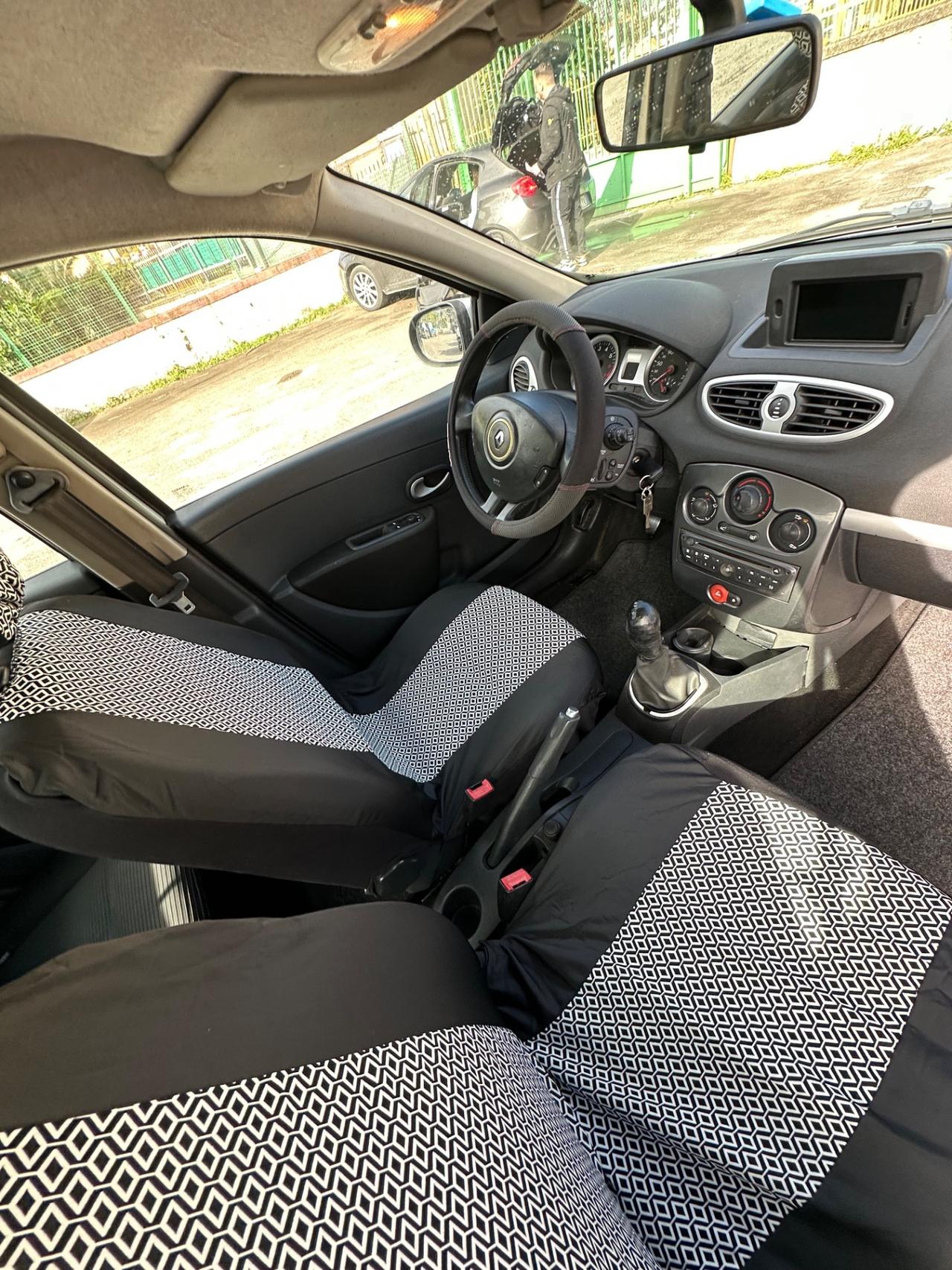 Renault Clio 1.2 16V 5 porte GPL Yahoo!