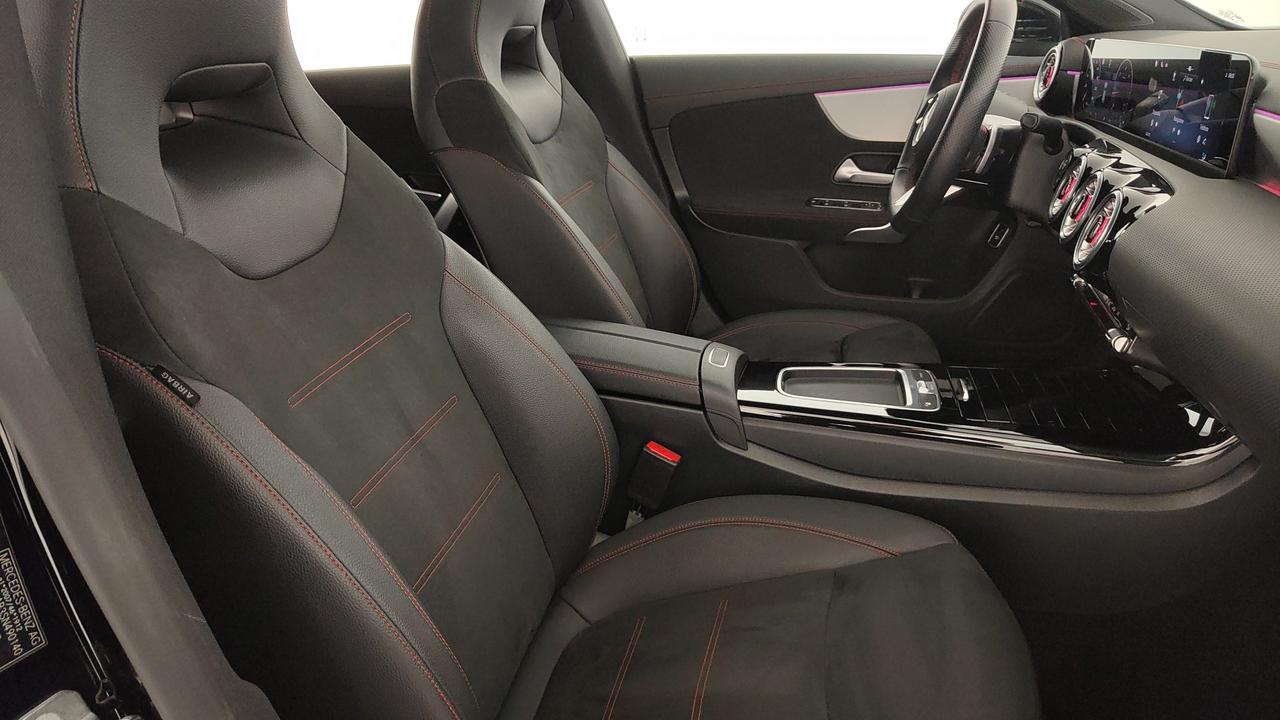 Mercedes-Benz CLA Shooting Brake 180 d AMG Line Advanced Plus auto