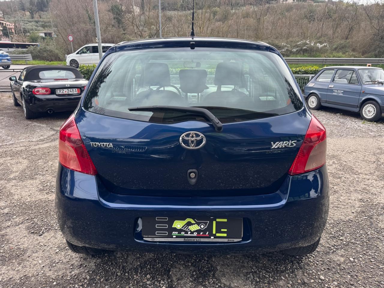 Toyota Yaris 1.0 5 porte Sol