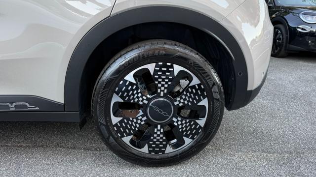 FIAT 600 HYBRID 1.2 110CV DCT MHEV LA PRIMA*24M.G.*CAM360°*