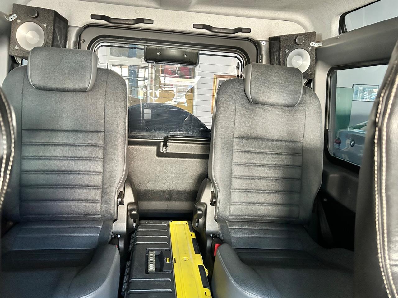 Land Rover Defender 90 2.2 TD4 Station Wagon N1