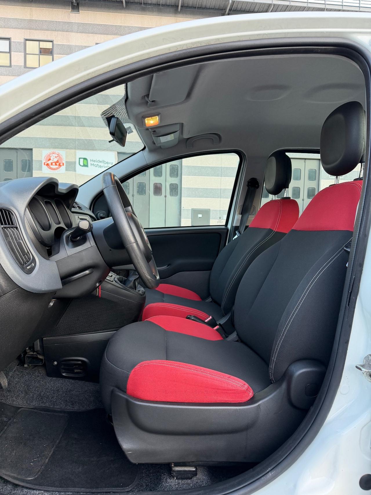 Fiat Panda 1.2 BENZINA 69CV / EURO 6 - NEOPATENTATI