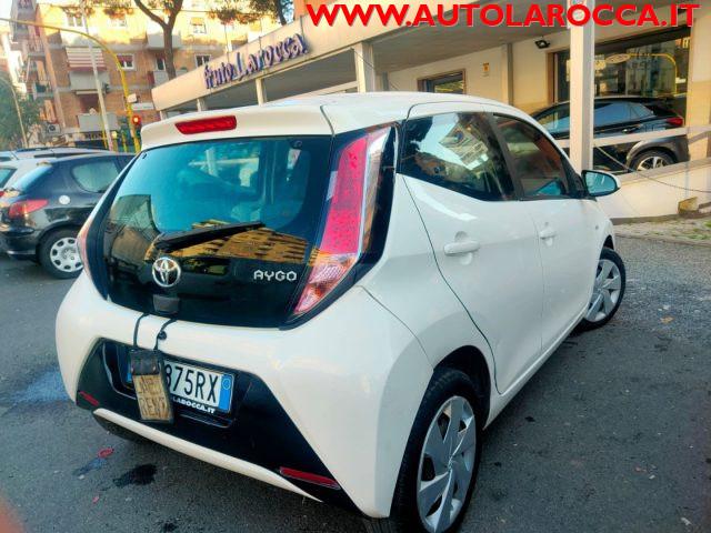 TOYOTA Aygo 1.0 VVT-i 69 CV 5 porte x-pure MMT