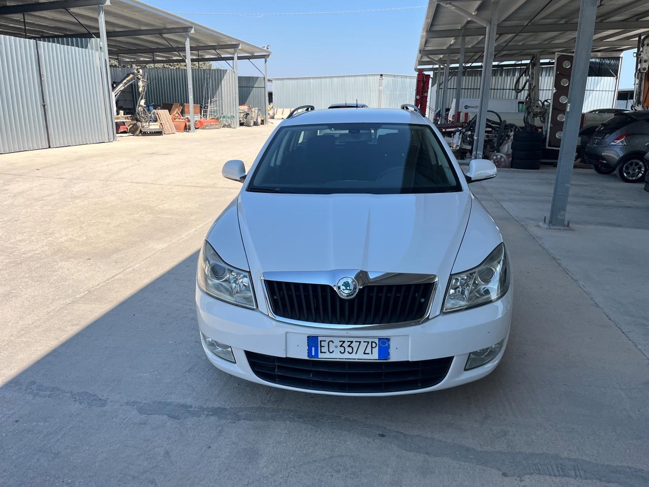 Skoda Octavia 1.6 TDI CR F.AP. Wagon Ambition