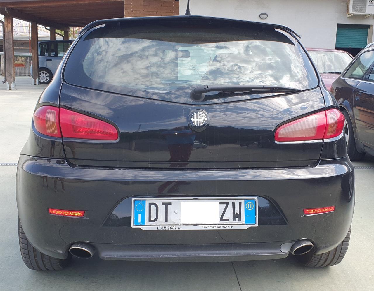 Alfa Romeo 147 1.6 16V TS (105) 5 porte Distinctive