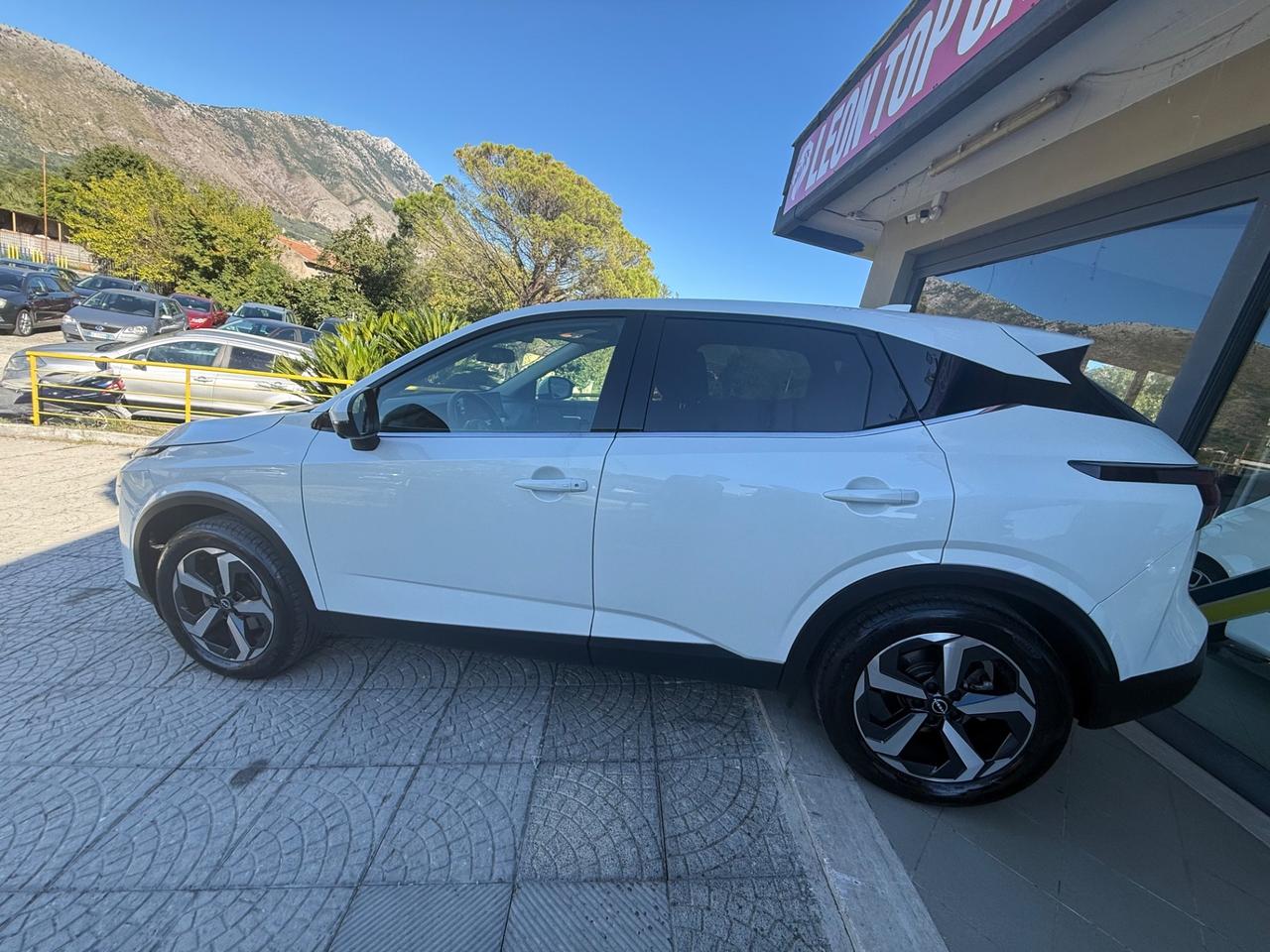 Nissan Qashqai MHEV 140 CV N-Design km 17 mila permute e finanziamenti