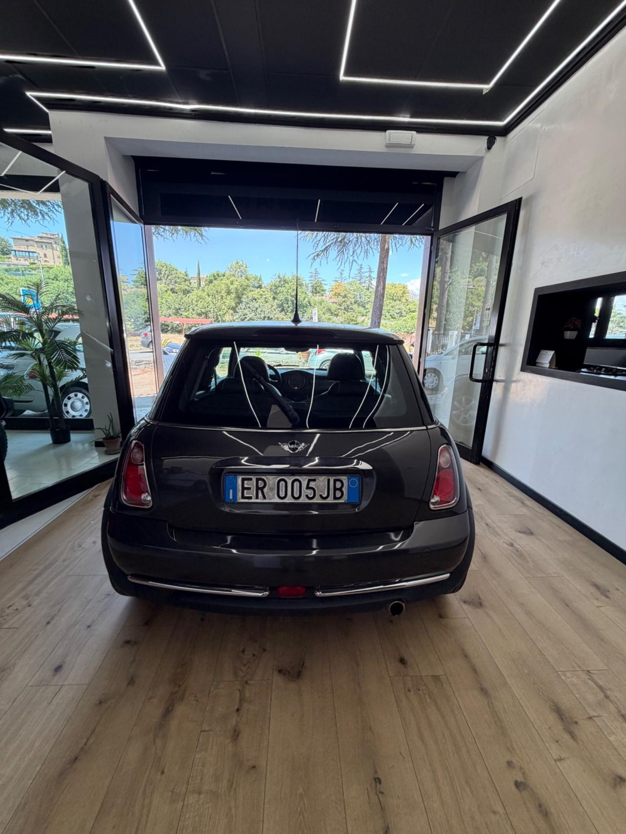 Mini 1.6 16V Cooper