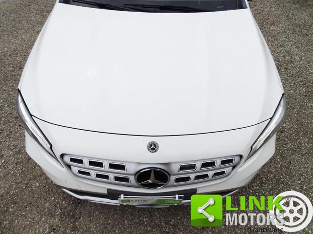 MERCEDES-BENZ GLA 180 Sport PACCHETTO AMG SPECIAL EDITION