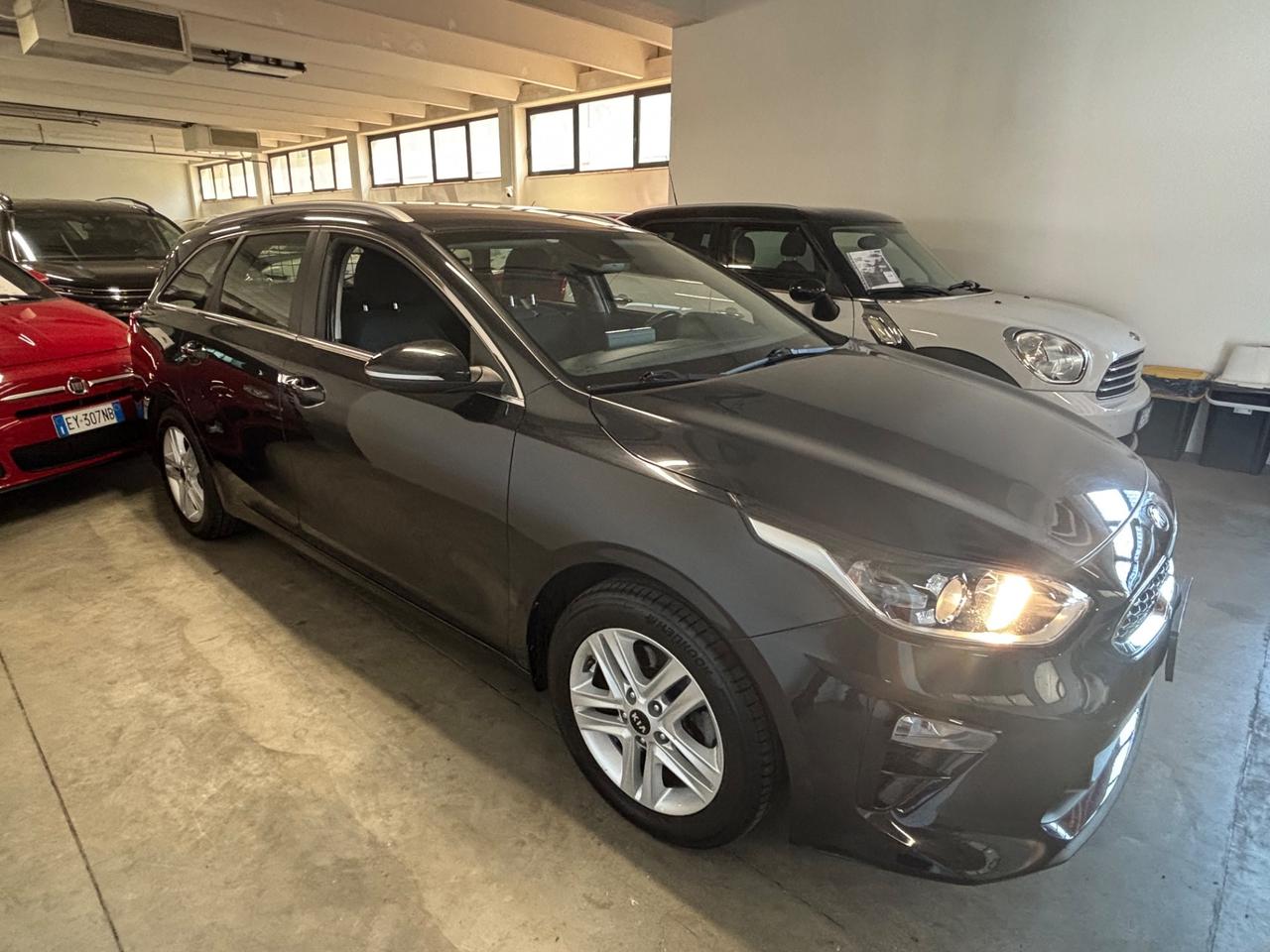 Kia Ceed 1.6 CRDi SW |AUTOCARRO IVATA|