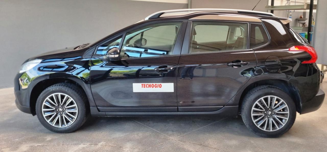 Peugeot 2008 1.2 KM 31.600 UNICO PROPRIETARIO,DISTRIBUZIONE FATTA