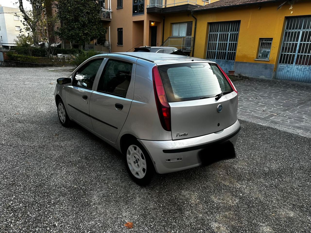 Fiat Punto 1.2 5 porte Active Natural Power