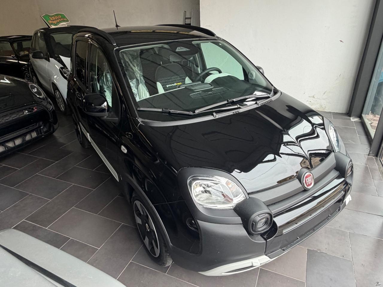 Fiat Panda Pandina 1.0 FireFly 65 CV Hybrid Cross