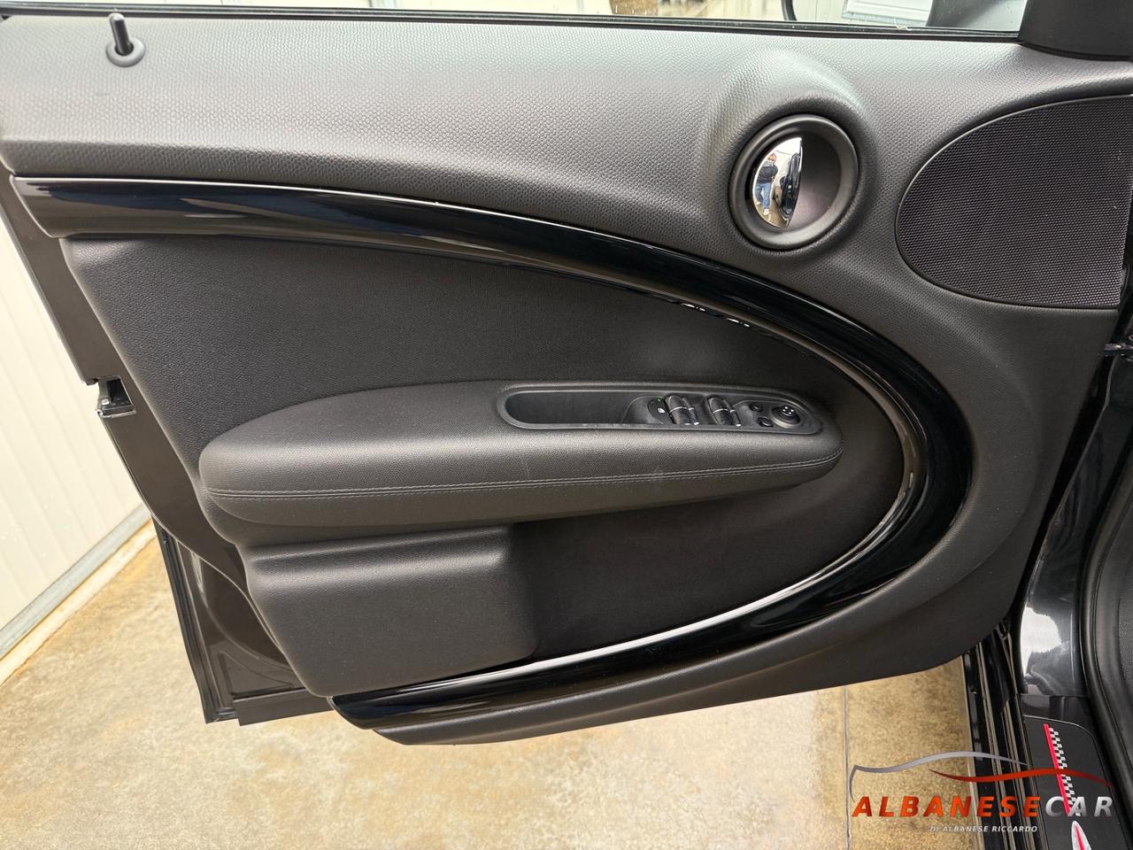 Mini Countryman SD JOHN COOPER WORKS