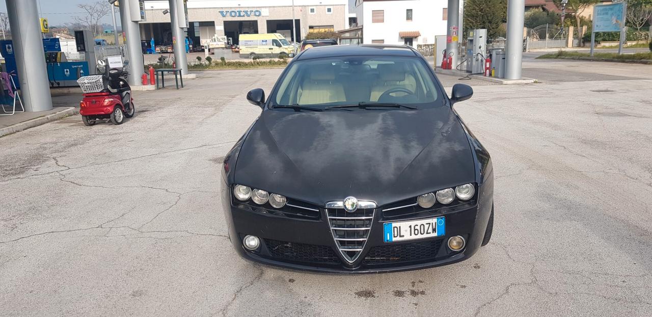 Alfa Romeo 159 1.9 JTDm 16V Sportwagon Exclusive Q-Tronic