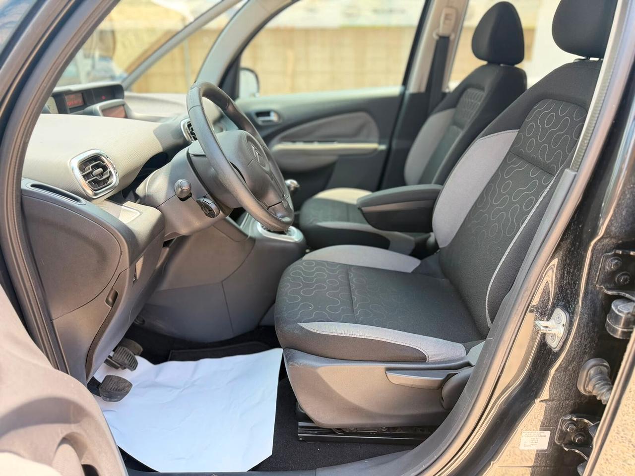 Citroen C3 Picasso 1.6 HDi 90 Exclusive Theatre