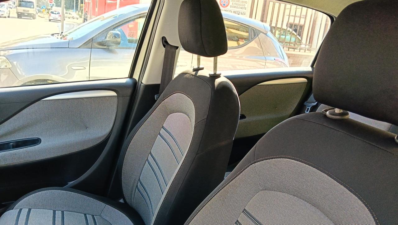 FIAT PUNTO 1.3 MTJ-2010