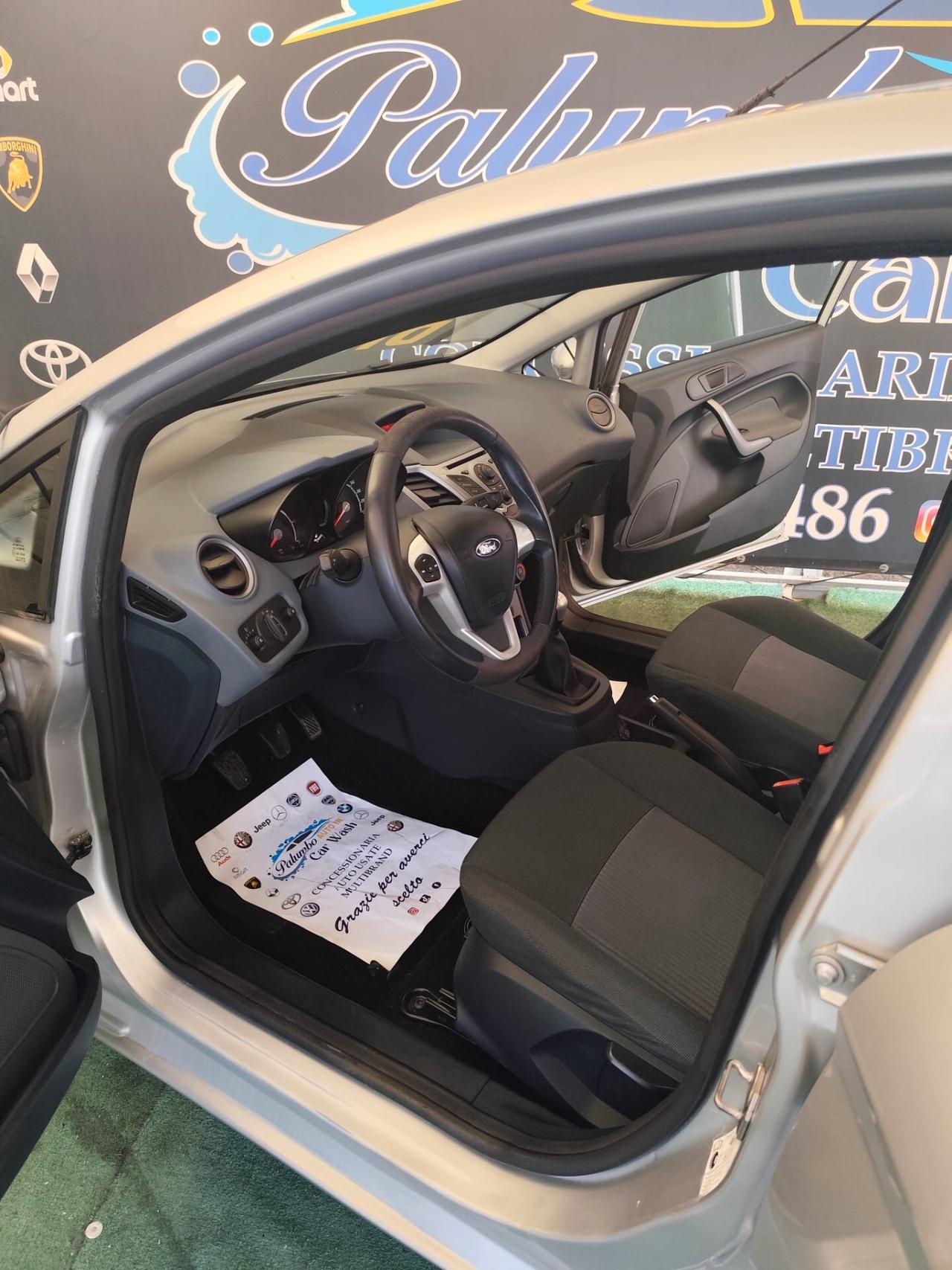 Ford Fiesta 1.4 TDCi 5p. Titanium