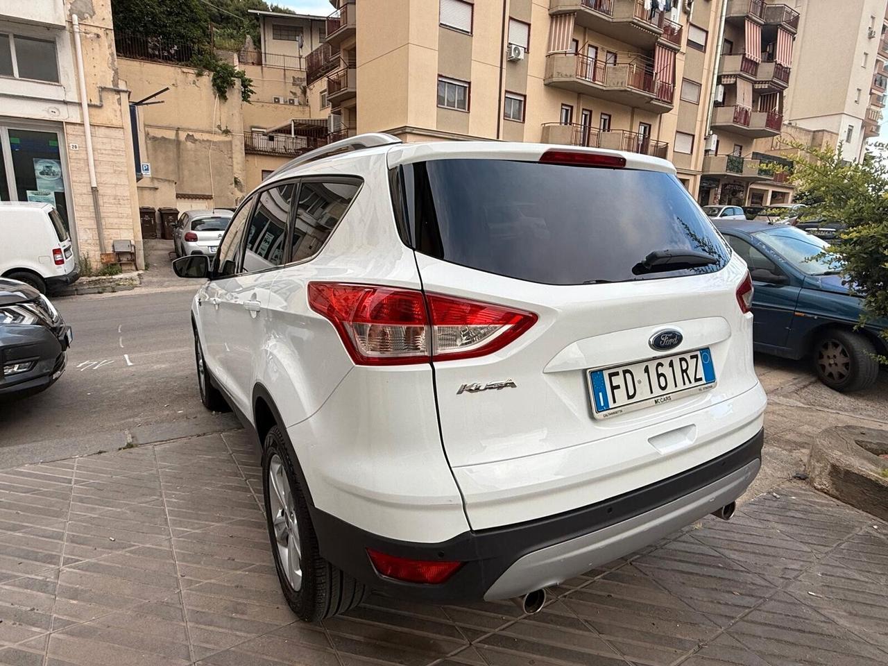 Ford Kuga 2.0 TDCI 150 CV S&S 4WD Titanium