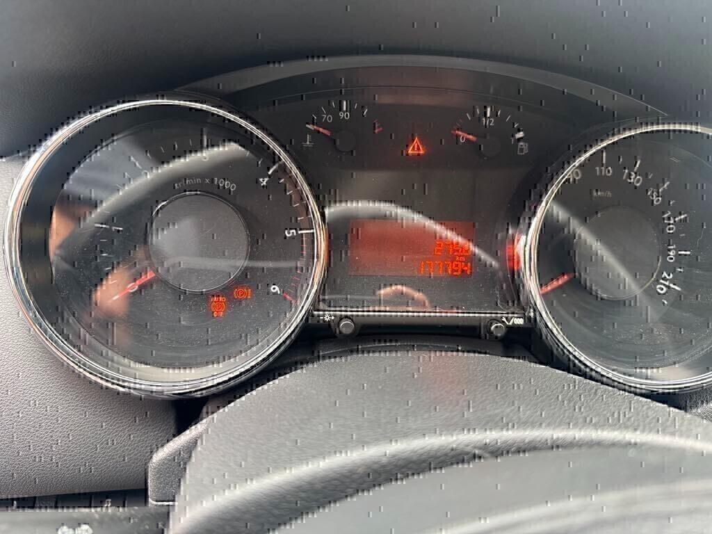 COMMERCIANTI Peugeot 5008 1.6 Diesel PROBLEMA ELETTRICO