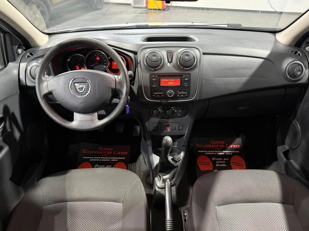 Dacia Sandero 1.2 benzina 75CV Serie Speciale Laureate Family