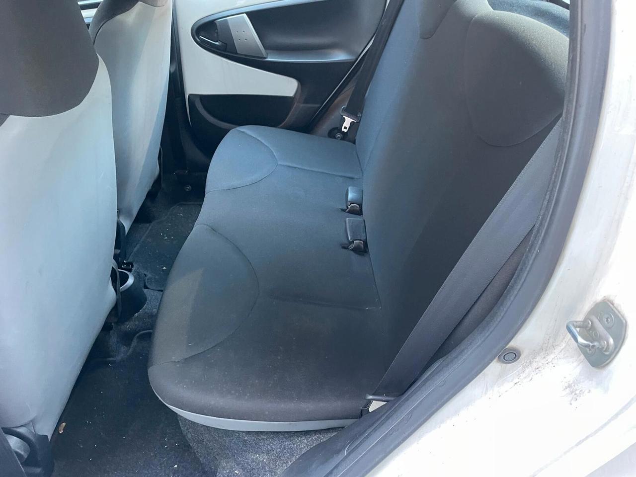 Toyota Aygo 1.0 12V VVT-i 5 porte Cool Soda Connect