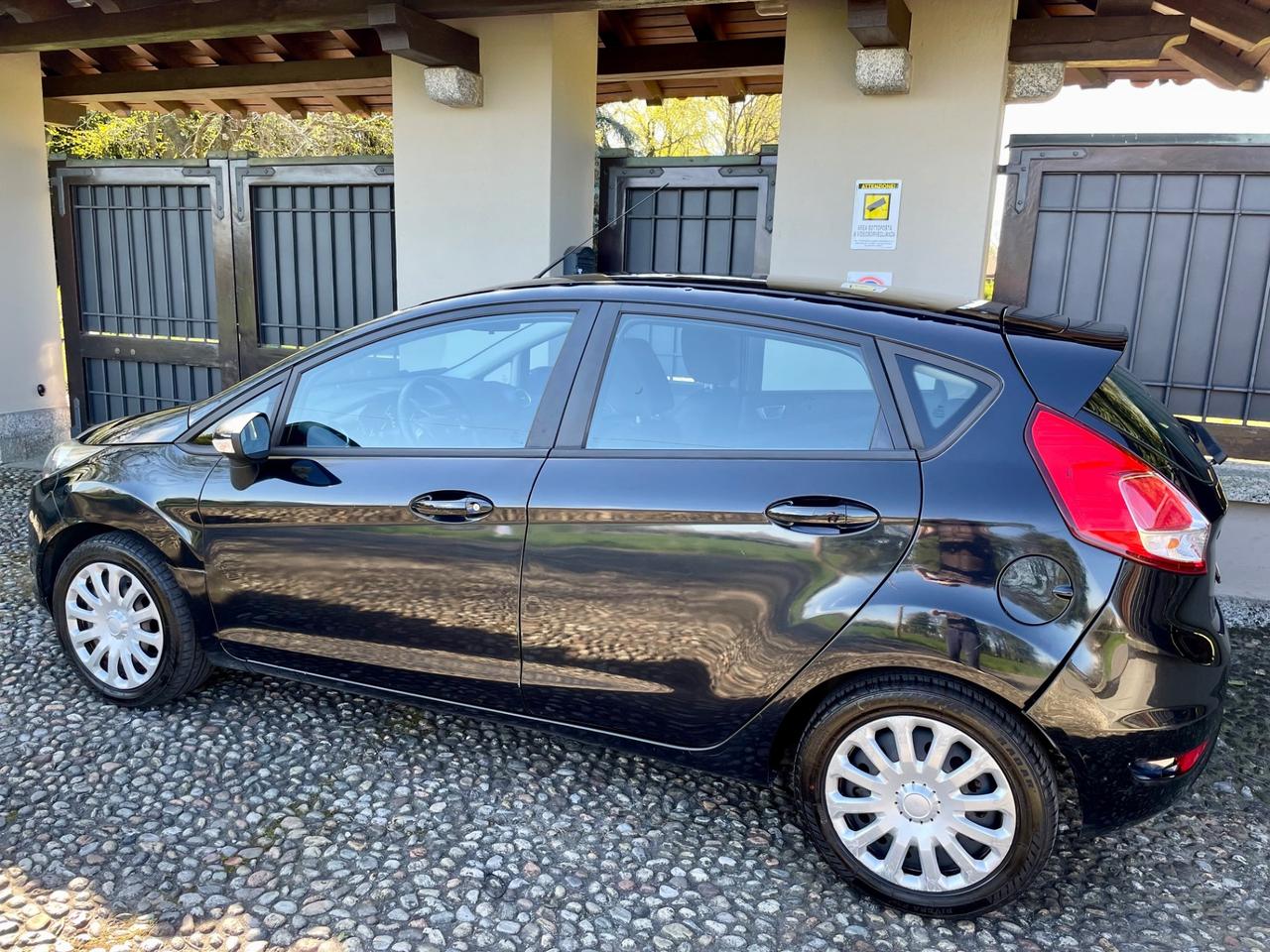 Ford Fiesta 1.5 TDCi *UNICO PROPRIETARIO*