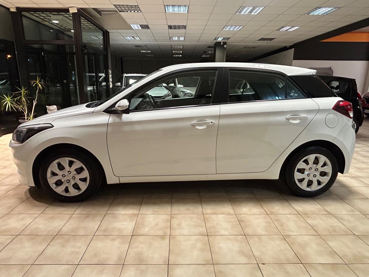 Hyundai i20 1.1 CRDi 75 CV 117.000 KM