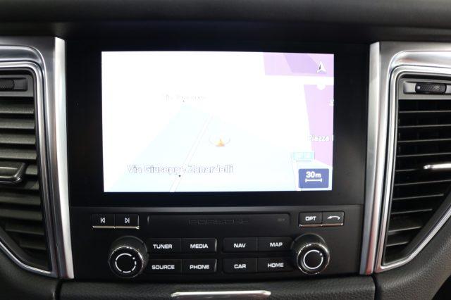 PORSCHE Macan 2.0 "" SPORT CHRONO / KIT SOUND ""