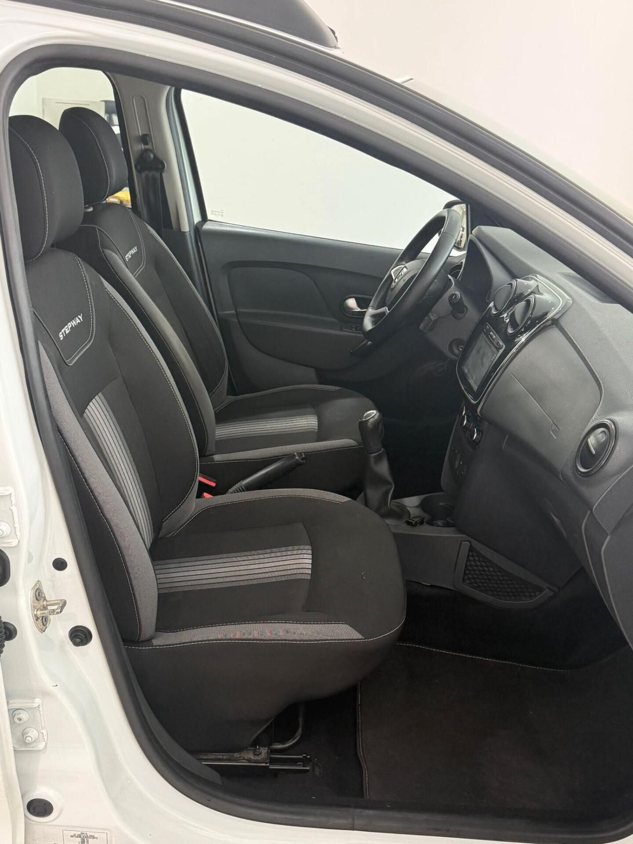 Dacia Sandero Stepway 1.5 dCi 90cv (2018) - Condizioni Maniacali