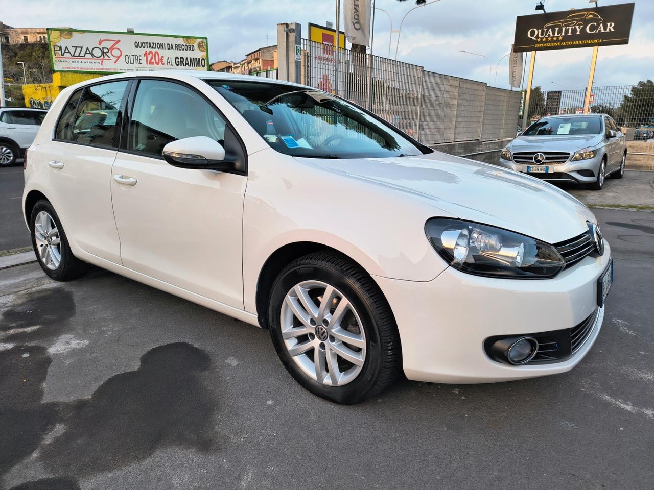VOLKSWAGEN GOLF 1.6 DIESEL INTROVABILE SOLO 85.000 KM