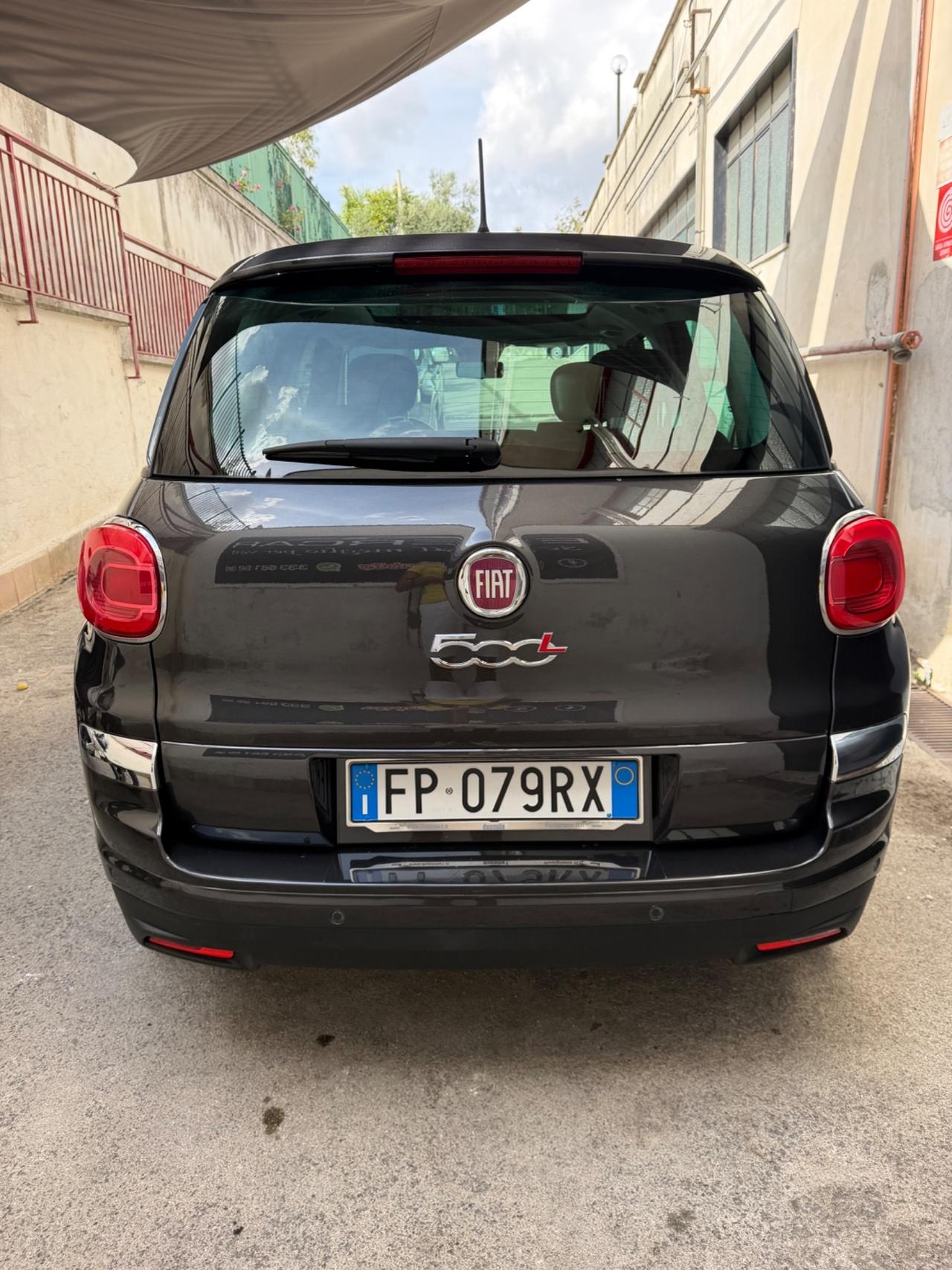 Fiat 500L LOUNGE con tetto panoramico