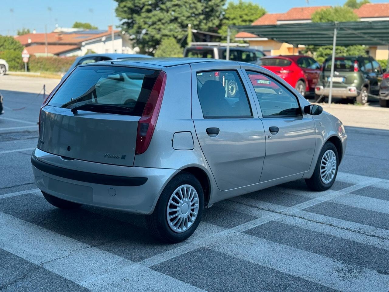 Fiat Punto 1.2i 16V cat 5 porte ELX