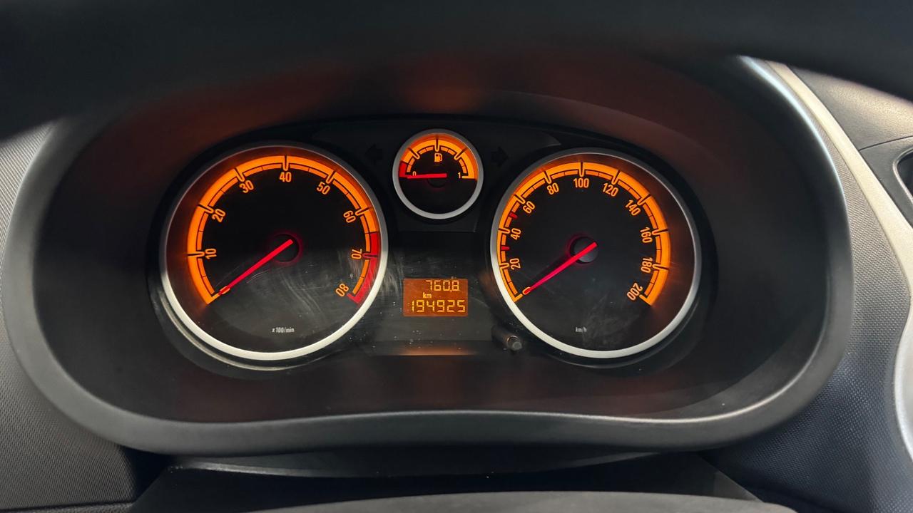 Opel Corsa 1.2 5 porte Enjoy