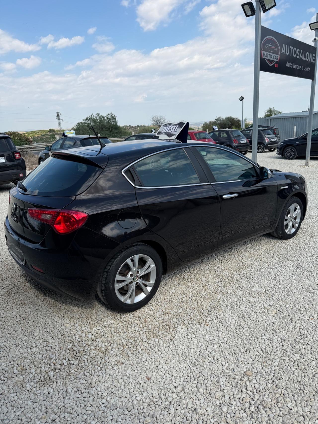 Alfa Romeo Giulietta 1.6 JTDm-2 105 CV Distinctive