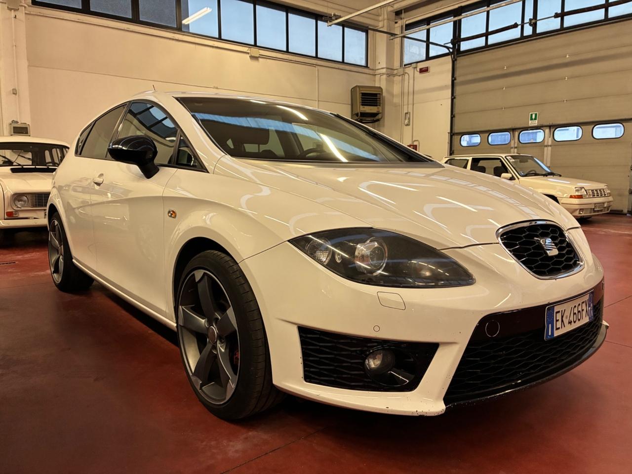Seat Leon 2.0 TDI CR DPF FR