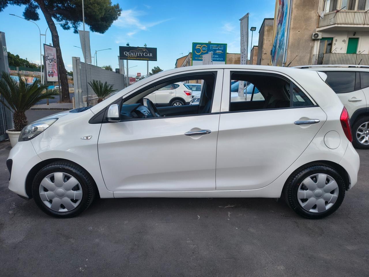 KIA PICANTO 1.0 BENZINA UNICOPROPRIETARIO 2014